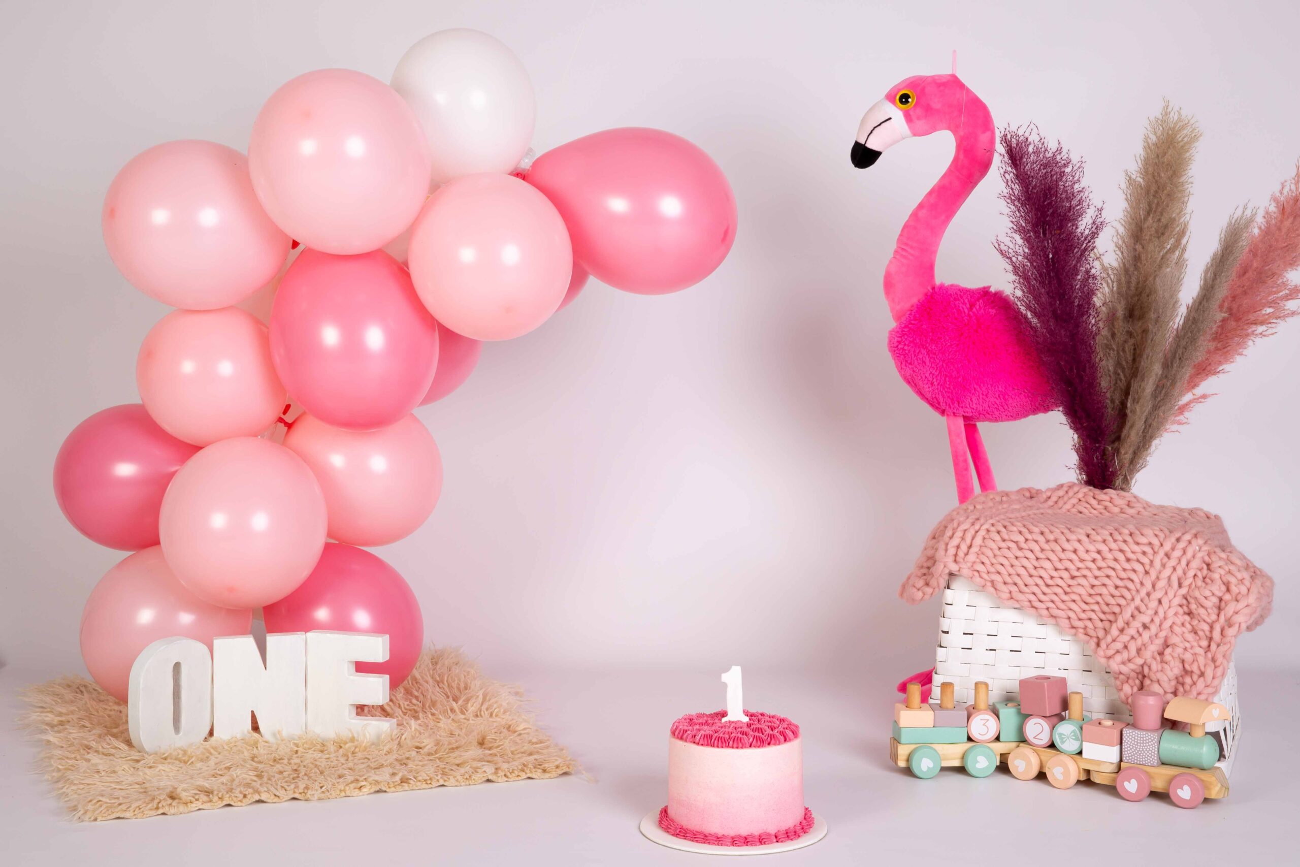 001-cakesmash-flamingo-roze