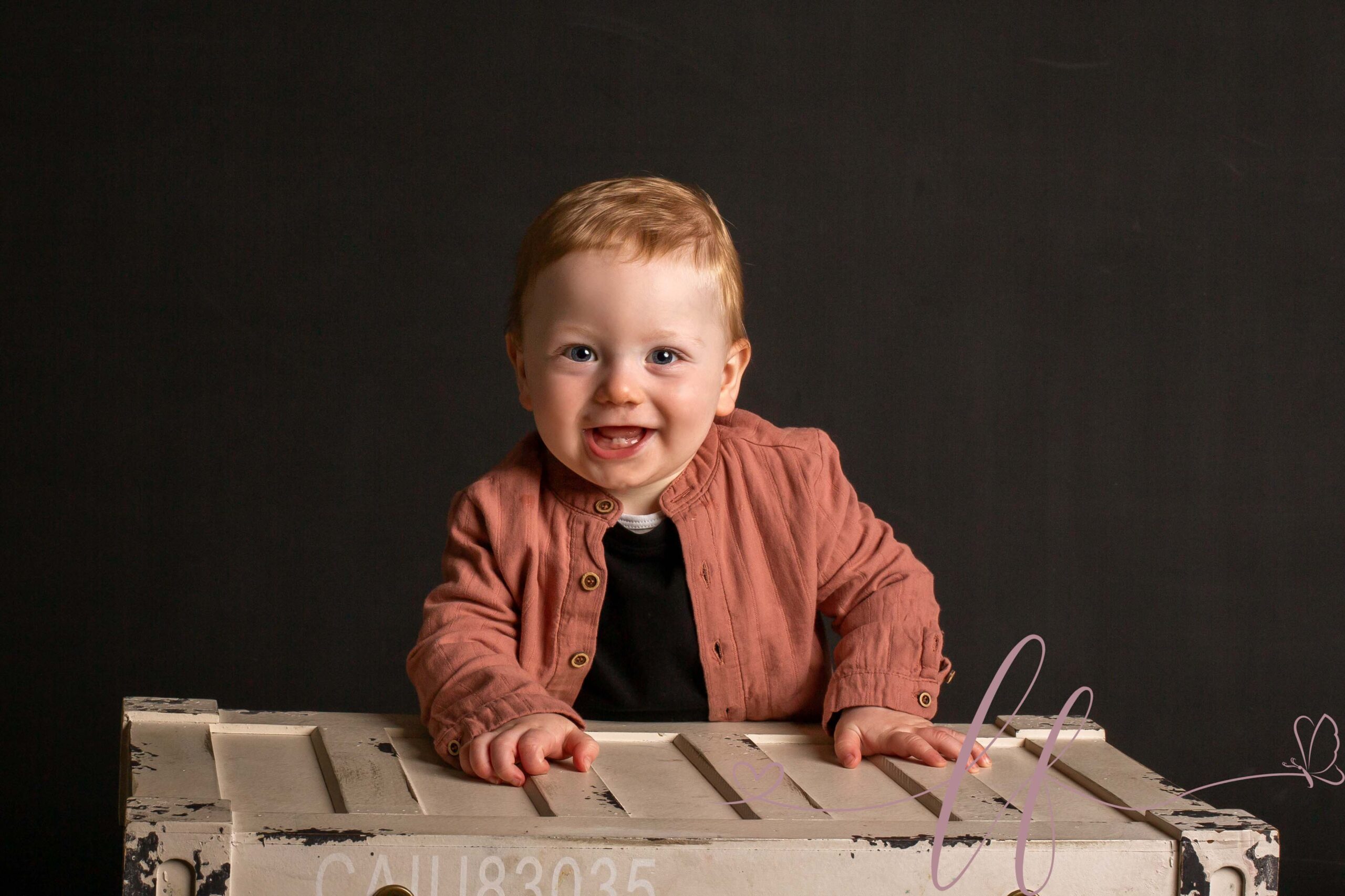 004-kidsshoot-studio-maassluis portret foto van stel in fotostudio