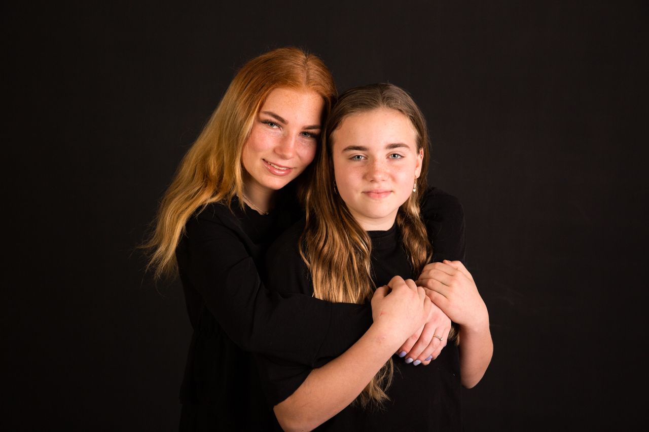 005-kidsshoot-studio-maassluis foto van baby en ouders thuis