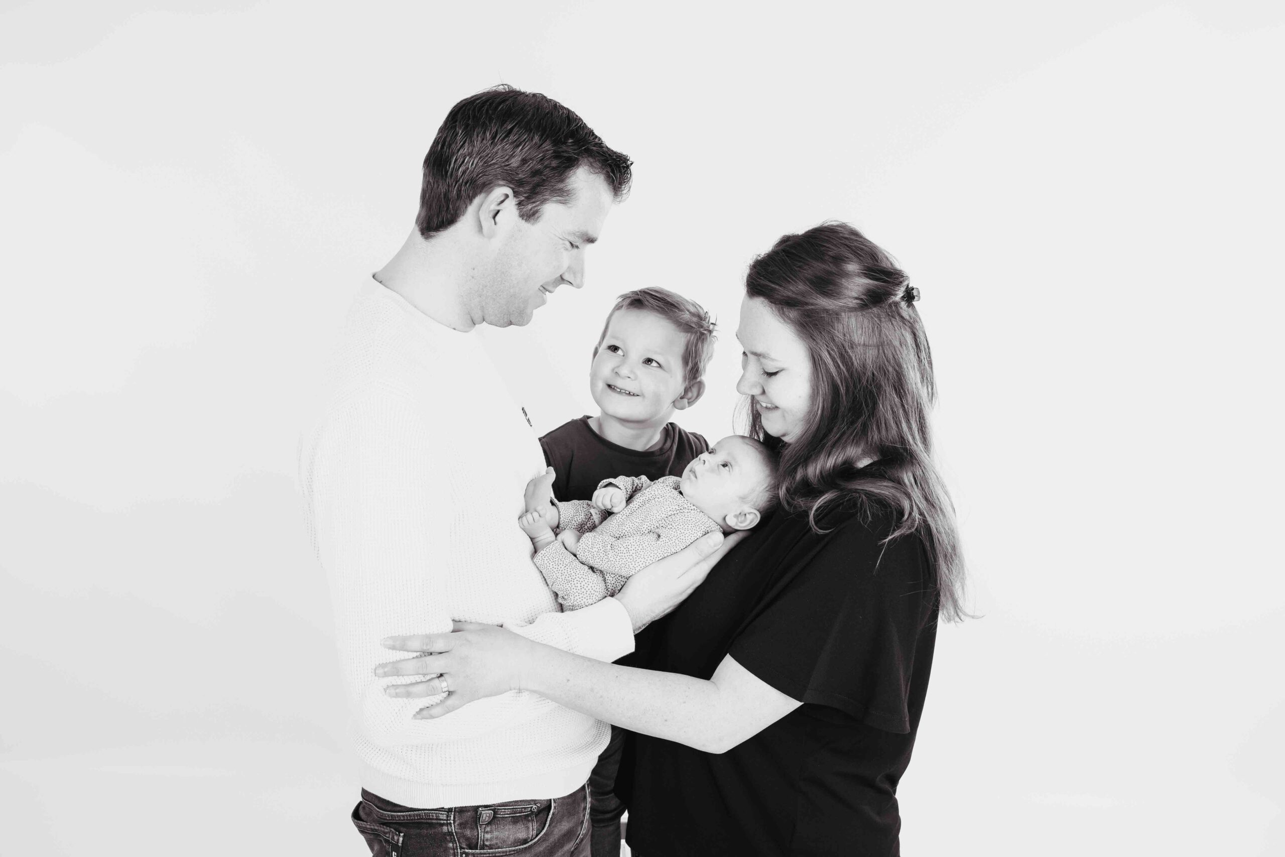 008-newbornshoot-studio-maassluis portretfotoshoot